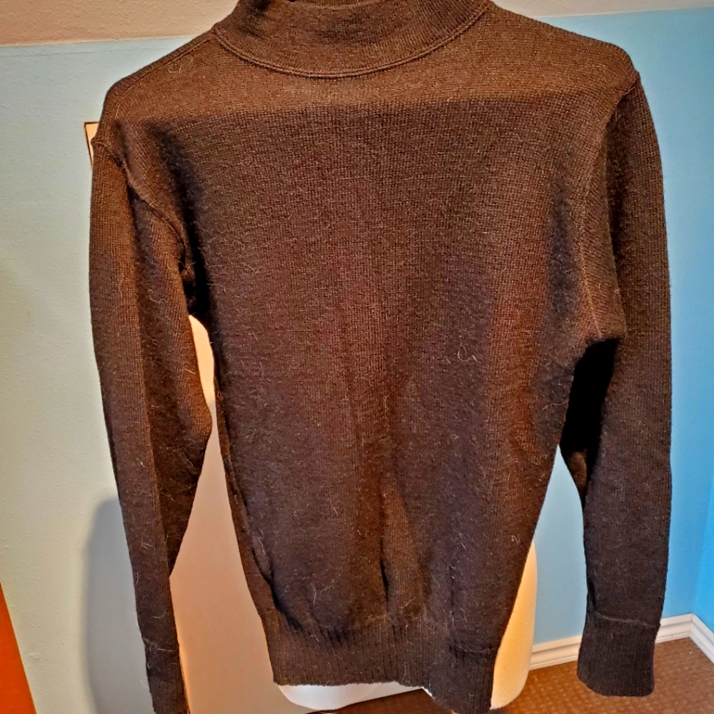 Vintage Navy Surplus Wool Sweater. Size medium